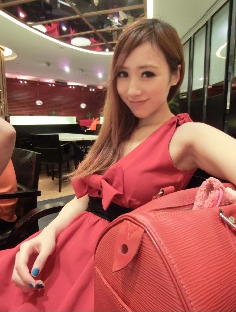 Date this delightful China girl Liunian from Changsha CN17