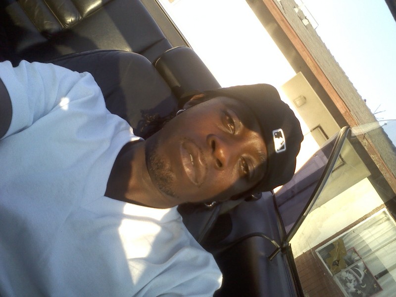 Date this hot United States man Lilmankey3 from Bakersfield US12167