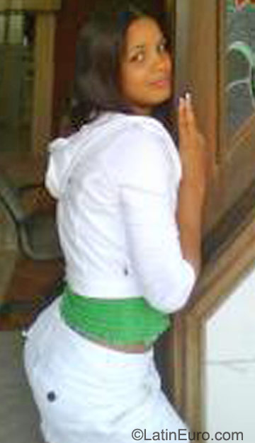 Date this pretty Dominican Republic girl Franchely from Puerto Plata DO19962