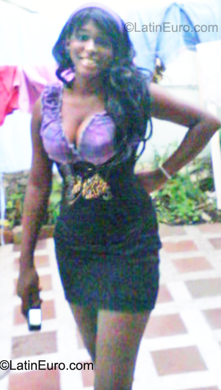 Date this good-looking Colombia girl Dayana from Bogota CO9262