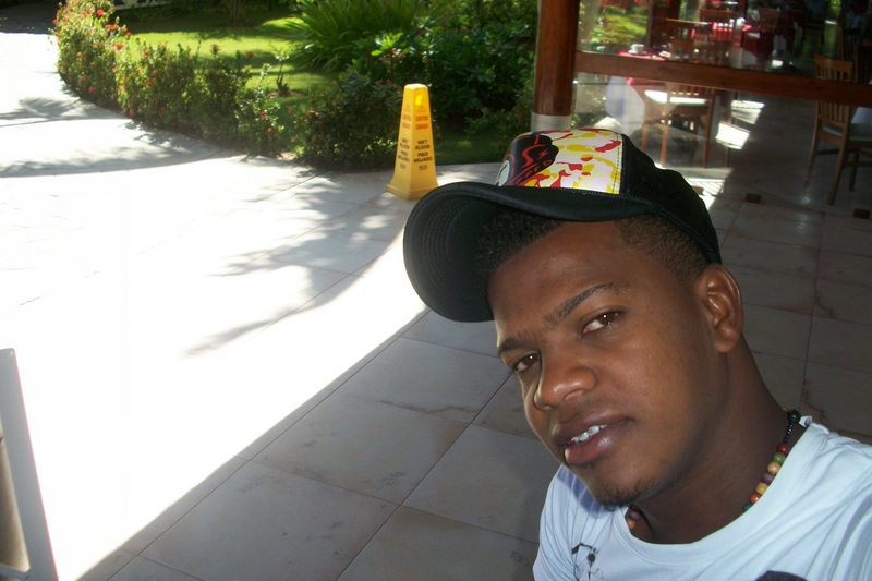 Date this good-looking Dominican Republic man Gebel from Santo Domingo DO10326