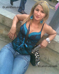 good-looking Colombia girl Marly from Armenia CO9313