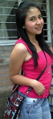 Date this georgeous Colombia girl Yizel from Popayan CO9331