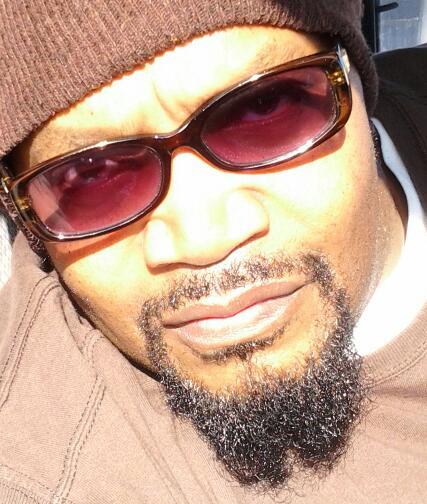 Date this foxy United States man Urmanwantz2plea from San Francisco US12339