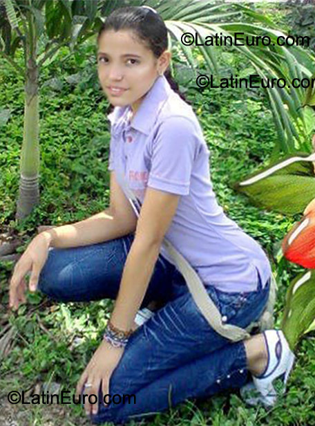 Date this passionate Colombia girl Ellis from Monteria CO9477