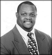 Date this foxy United States man Kelvin from Orlando US12379