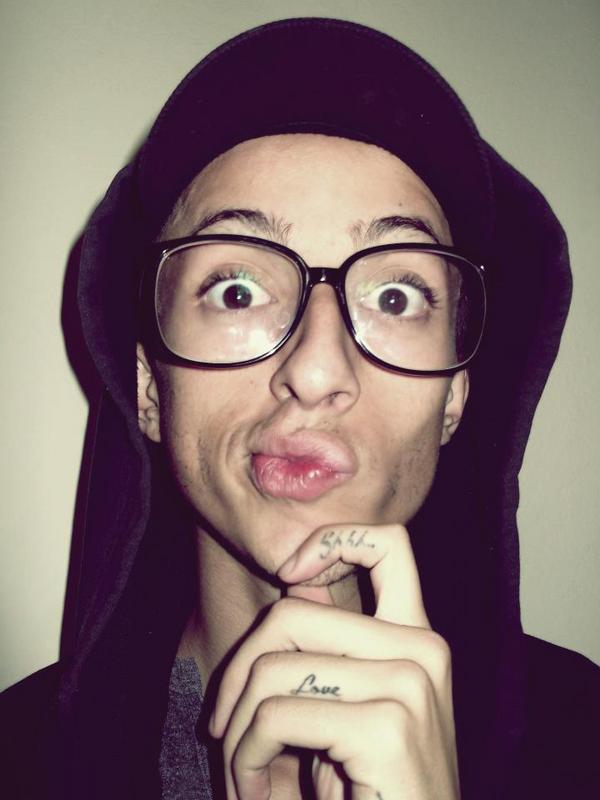 Date this sensual Brazil man Lucas Augusto from Belo Horizonte BR6381