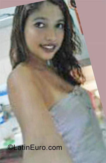 Date this nice looking Brazil girl Jesii8765499943 from Recife BR6454