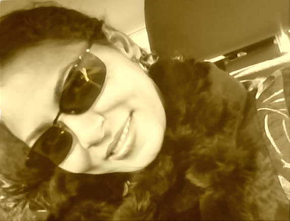 Date this charming Brazil girl Acaia from Cacoal BR6459