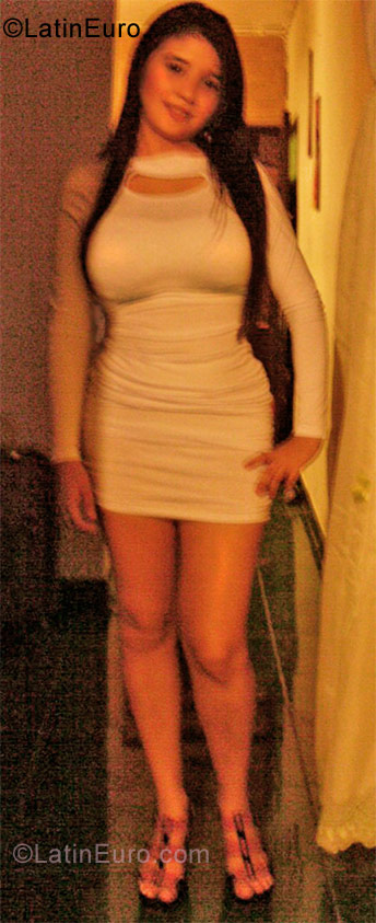 Date this fun Colombia girl Isabel from Medellin CO9648