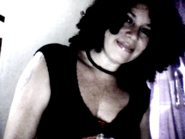 Date this nice looking Brazil girl Juliadolog from Belém BR6558