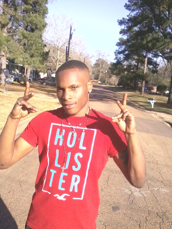 Date this young United States man Hikeem from Jackson US12648