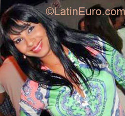 Date this delightful Brazil girl Alle from Goiania BR6627