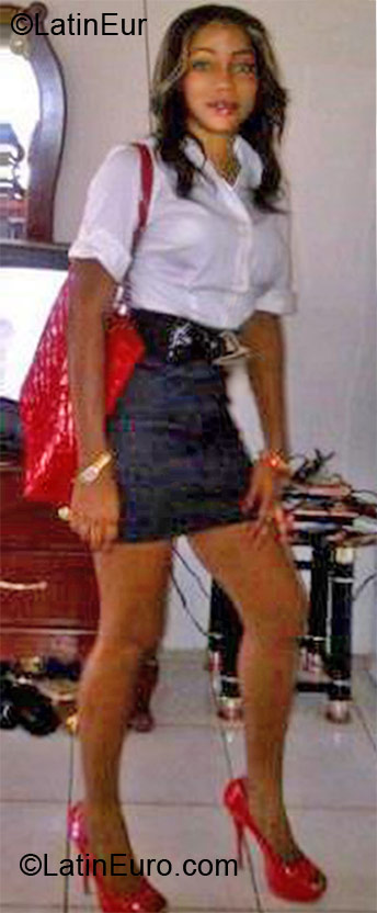 Date this cute Jamaica girl Sandy from St. Elizabeth JM492