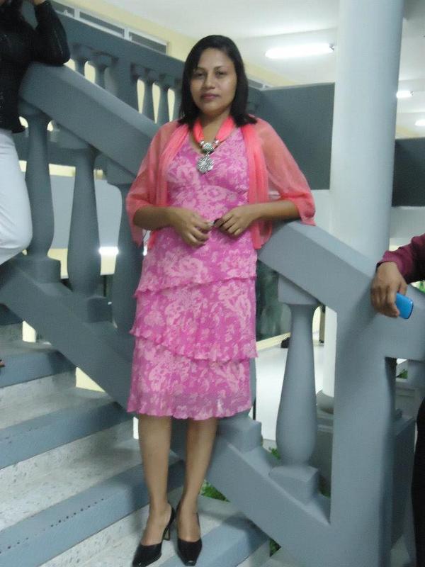 Date this attractive Honduras girl AURELIA from San Pedro Sula HN646