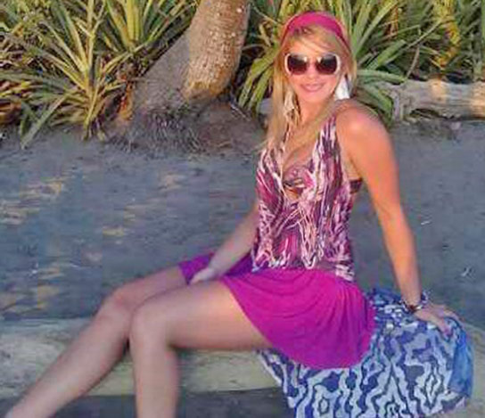 Date this lovely Costa Rica girl Doll from San Jose CR223