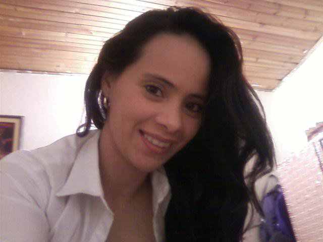 Date this passionate Colombia girl Cristin from Bogota CO10038