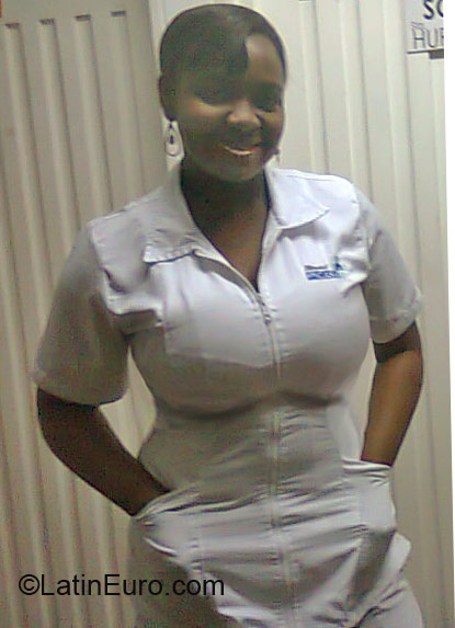 Date this hot Colombia girl Maricruz from Cali CO10043