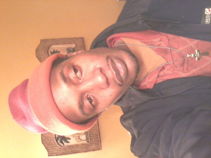 Date this pretty United States man Laurin from Chicago US12785