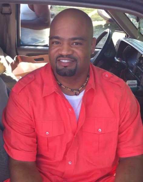 Date this beautiful United States man Ira from Chicago US12789