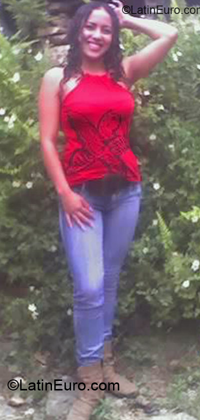 Date this sultry Colombia girl Leidy from Bogota CO10139