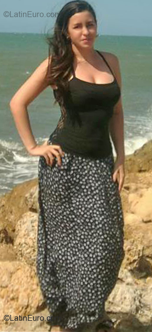 Date this good-looking Colombia girl Sabanera from Sincelejo CO10167