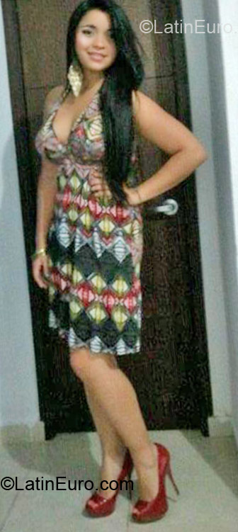 Date this young Colombia girl Jessica from Barranquilla CO10201