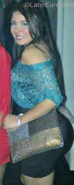 Date this pretty Colombia girl Stefania from Barranquilla CO15073