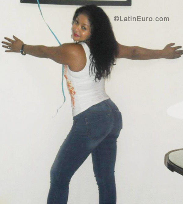 Date this passionate Colombia girl Martha liliana from Cali CO10425
