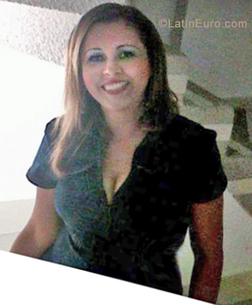 Date this georgeous Colombia girl Mary from Bucaramanga CO10428