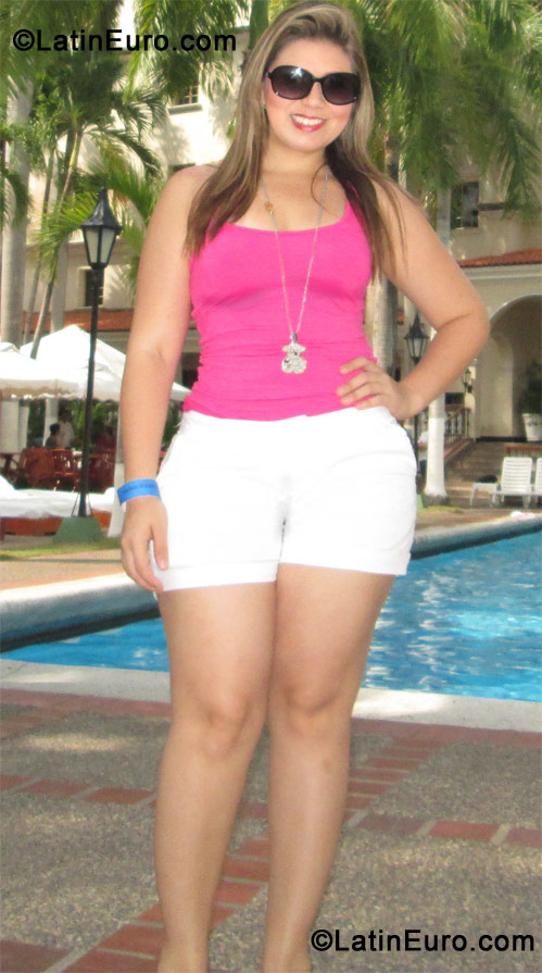 Date this hard body Colombia girl Margarita from Barranquilla CO10456
