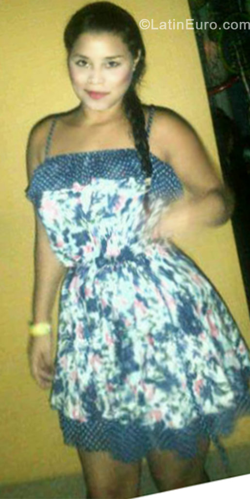 Date this young Colombia girl Diana from Cali CO10533