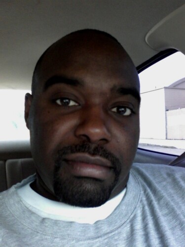 Date this nice looking United States man Joseph from Philadelphia US13094