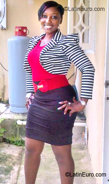 Date this pretty Jamaica girl 1 from Ocho Rios JM553