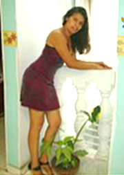 Date this sensual Colombia girl Lunallena from Cali CO10613