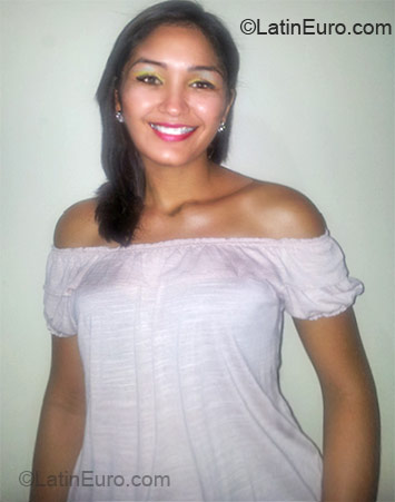 Date this good-looking Brazil girl Jaiane from Macapa BR6782