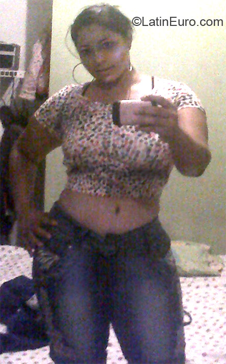 Date this sensual Colombia girl Dana from Quibdo CO10665