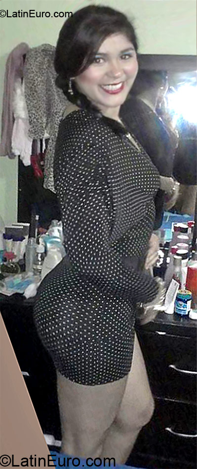 Date this charming Peru girl Jessica from Lima PE757