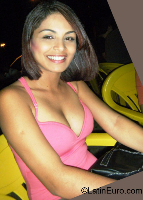 Date this funny Brazil girl Rafaella from Fortaleza BR7598
