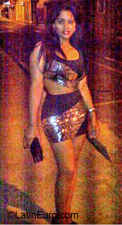 Date this tall Dominican Republic girl Alveri from San Francisco De Macoris DO11483