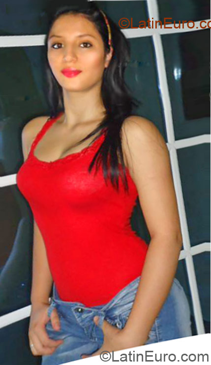 Date this young Colombia girl Diana marcela n from Cali Valle CO10779