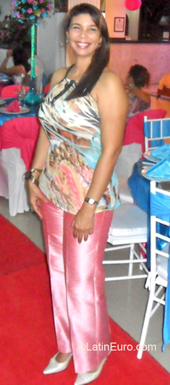 Date this hard body Colombia girl Margui from Santa Marta CO10781