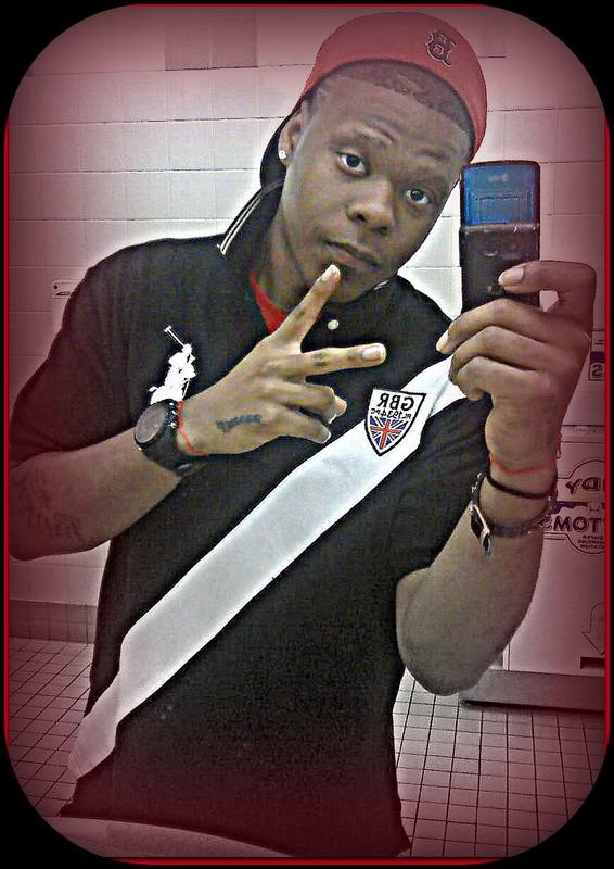 Date this pretty United States man Dewon from Passion US13380