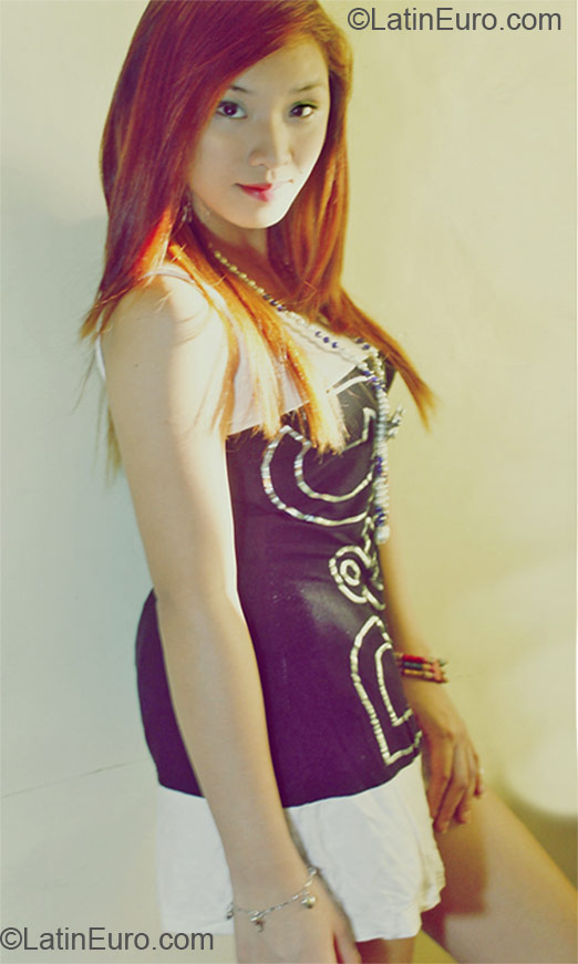 Date this georgeous Philippines girl Belle from Manila PH489