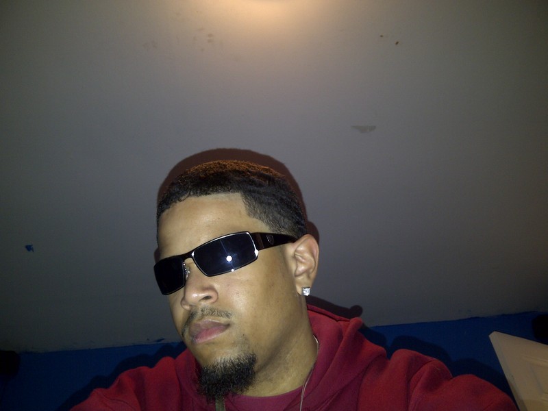 Date this hard body United States man Leonard from Birmingham US13413