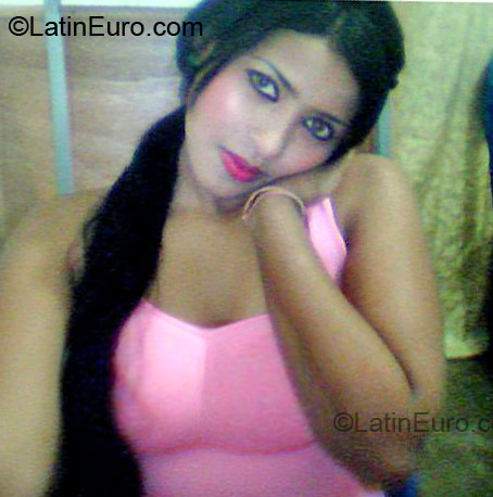 Date this happy Colombia girl Liz from Barranquilla CO12643