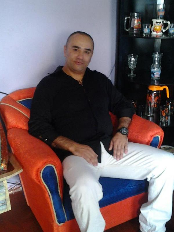 Date this georgeous Colombia man Cristian from Bogota CO11020