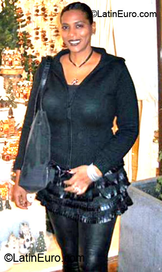 Date this passionate Brazil girl Marcia from Salvador BR7031