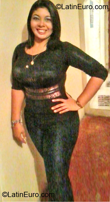 Date this charming Colombia girl Kelly castro from cucuta CO11181