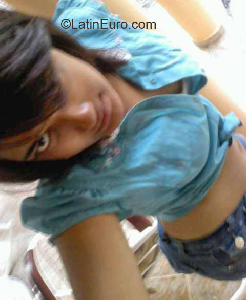 Date this passionate Dominican Republic girl Lissette from Santo Domingo DO22325